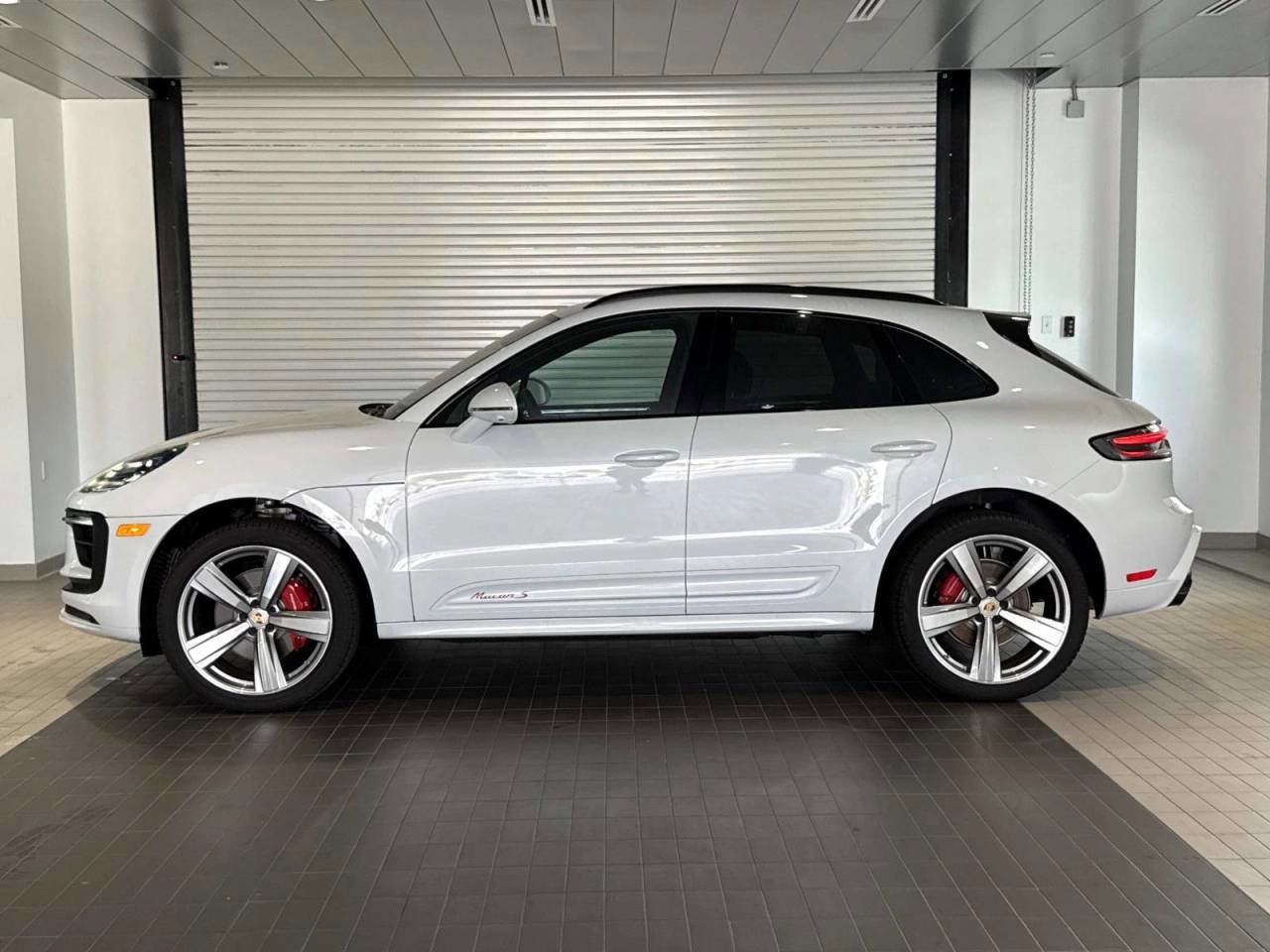 New 2026 Porsche Macan S AWD/4WD image 32