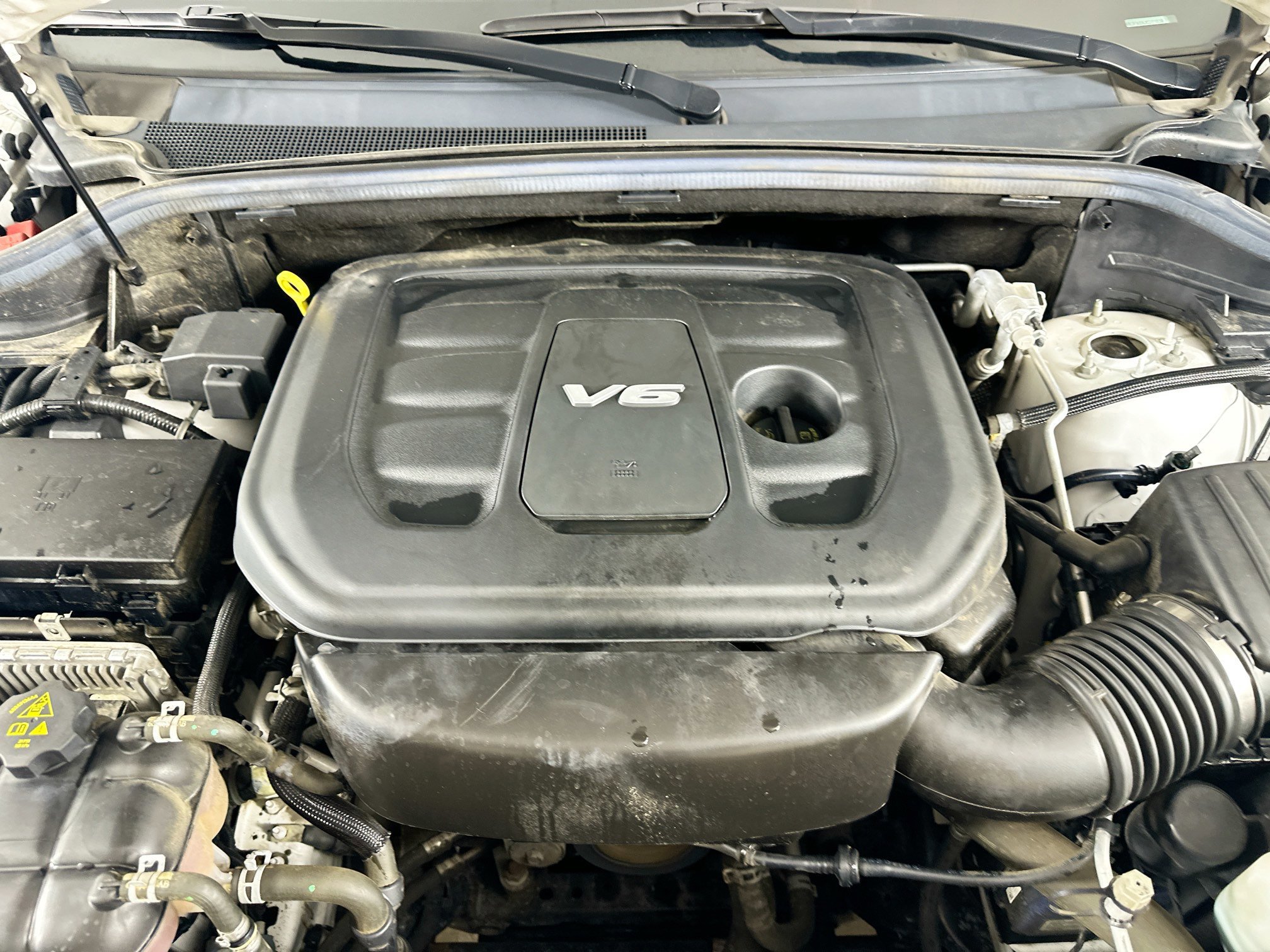 Used 2018 Jeep Grand Cherokee Altitude AWD/4WD image 36