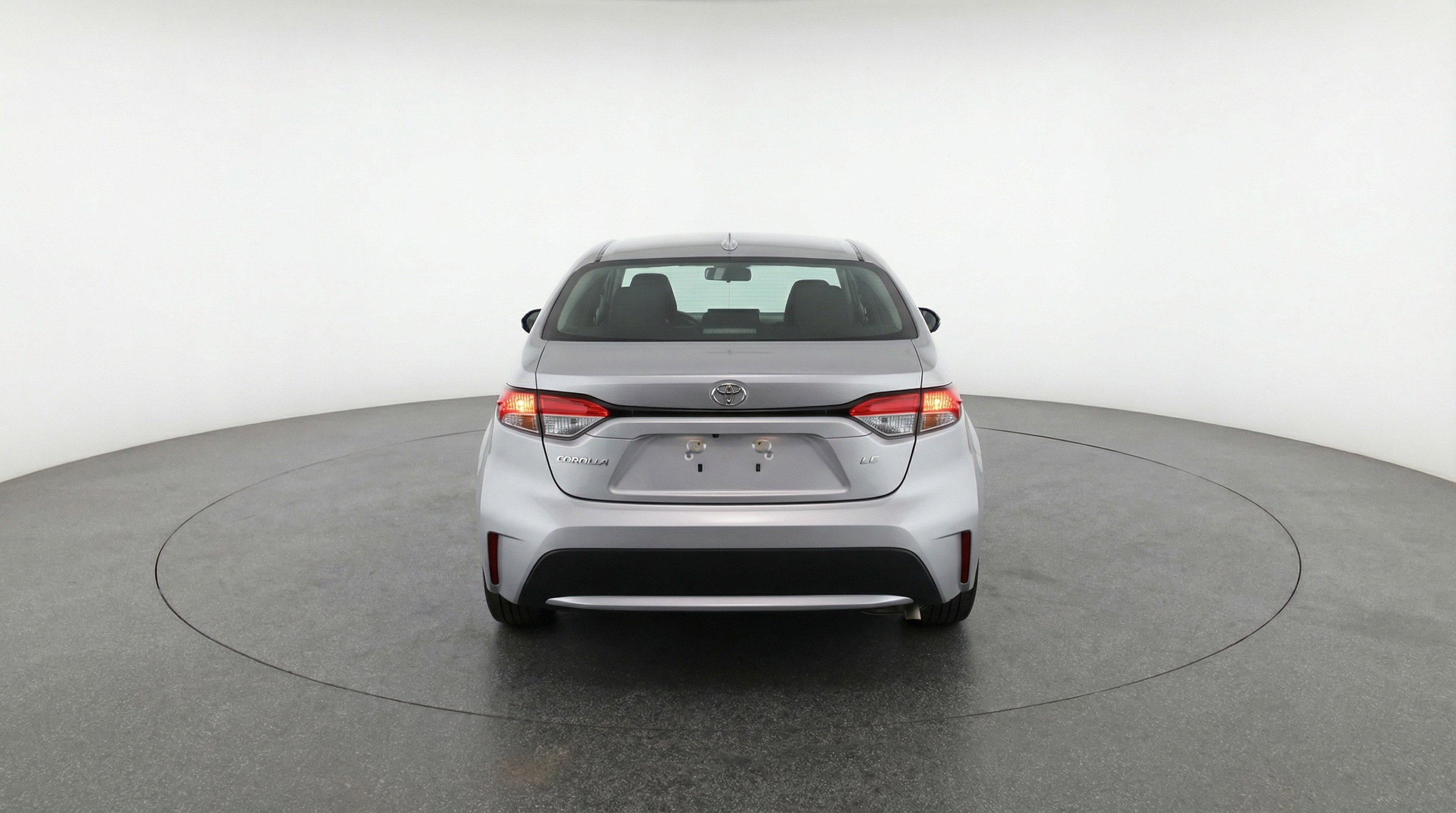 Used 2025 Toyota Corolla LE image 7