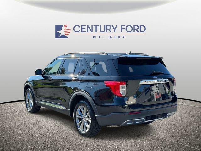 Certified 2023 Ford Explorer XLT w/ Equipment Group 202A AWD/4WD image 4