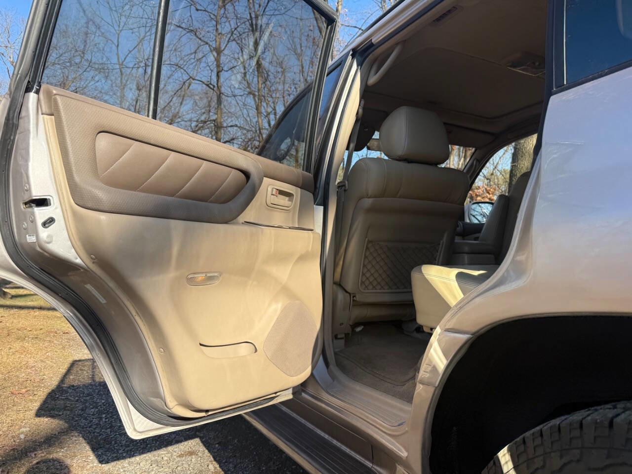 Used 2000 Toyota Land Cruiser Base AWD 4dr SUV image 66