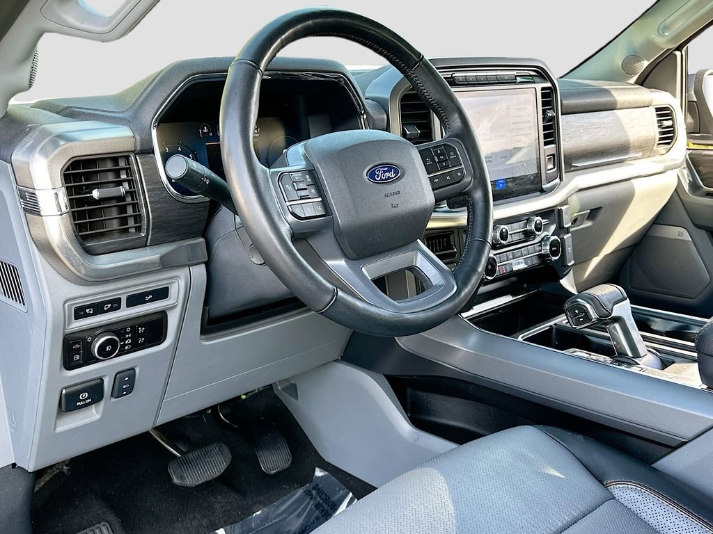 Used 2024 Ford F150 Lariat image 9