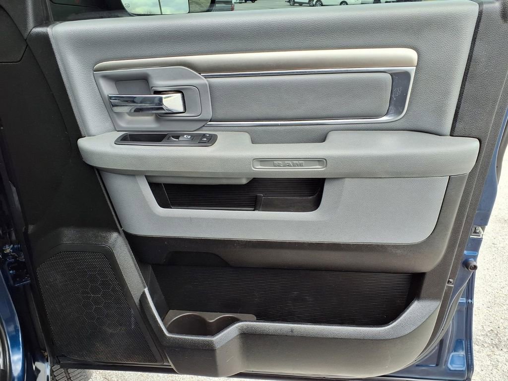 Used 2019 RAM 1500 Classic Warlock AWD/4WD image 14
