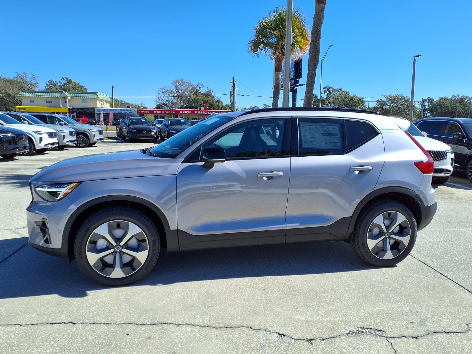 New 2026 Volvo XC40 B5 Plus w/ Protection Package Premier AWD/4WD image 4