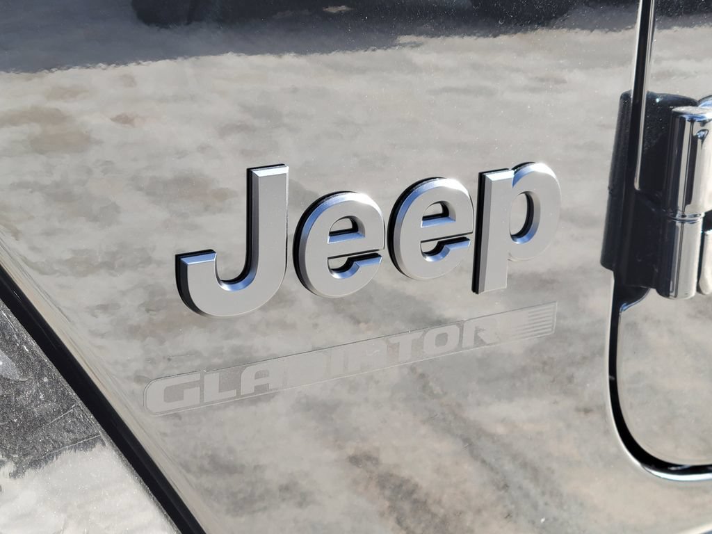 New 2026 Jeep Gladiator Sport AWD/4WD image 18