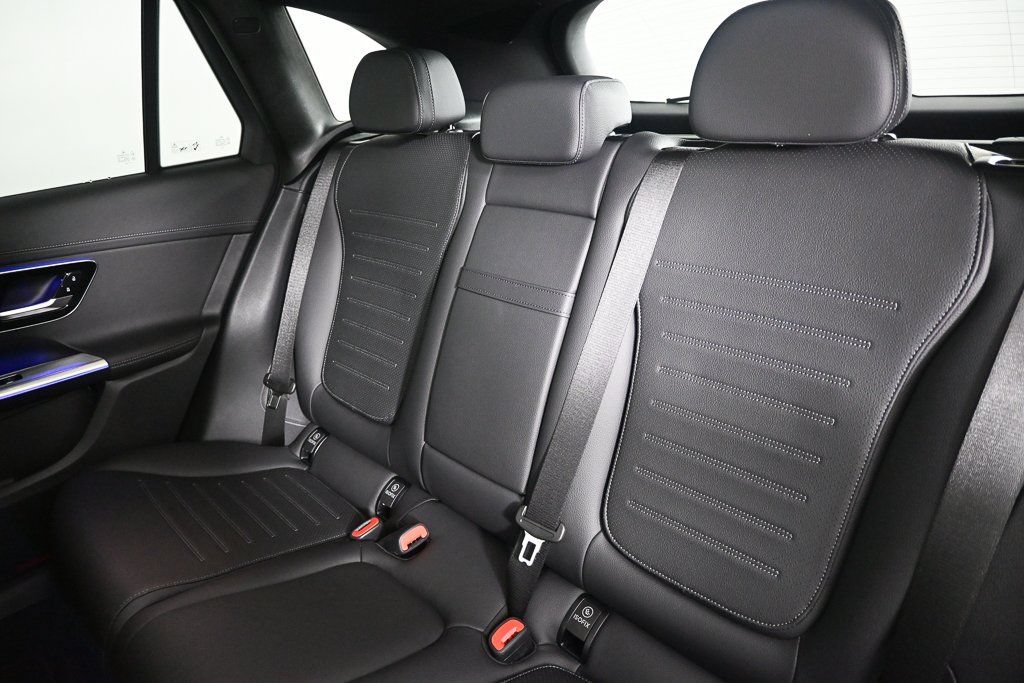 New 2025 Mercedes-Benz GLC 300 4MATIC image 16