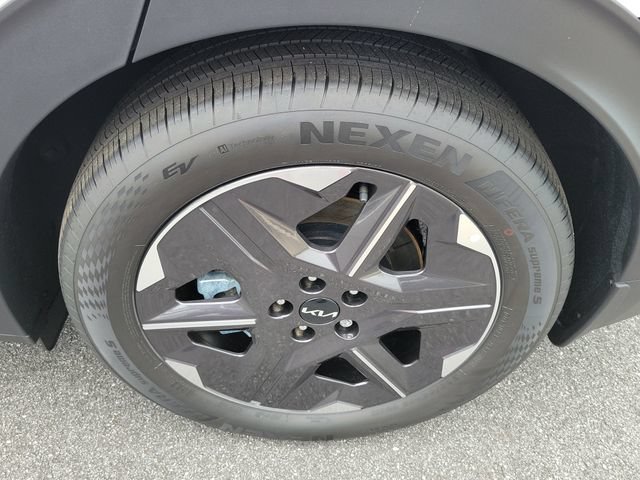New 2026 Kia EV6 Light RWD image 7