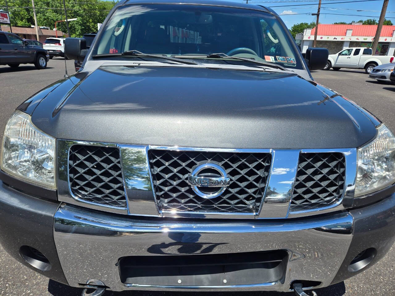 Used 2006 Nissan Titan SE AWD/4WD image 3