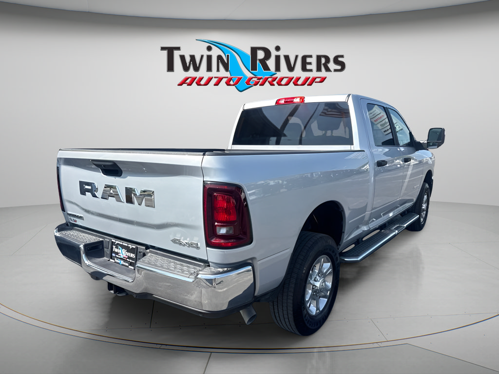 Used 2026 RAM 2500 Big Horn AWD/4WD image 4