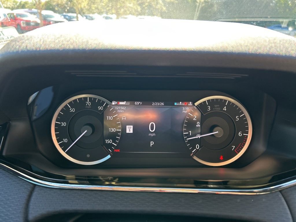 Used 2023 Land Rover Range Rover Evoque R-Dynamic S image 25