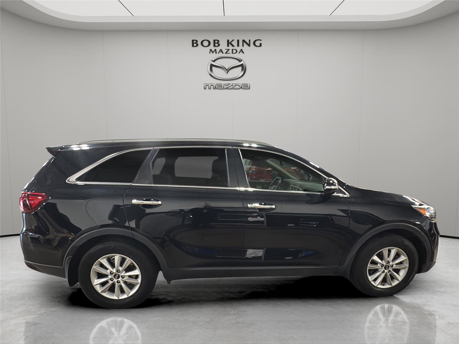 Used 2019 Kia Sorento FWD V6 w/ LX V6 Convenience Package image 6