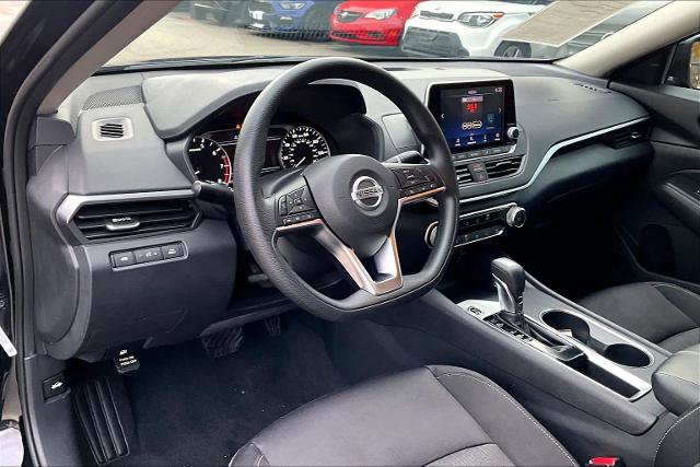 Certified 2022 Nissan Altima 2.5 SV image 16