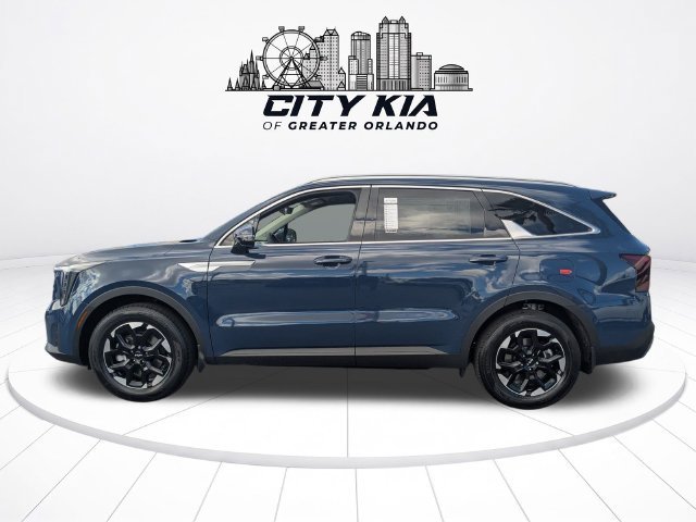 New 2026 Kia Sorento S FWD image 3