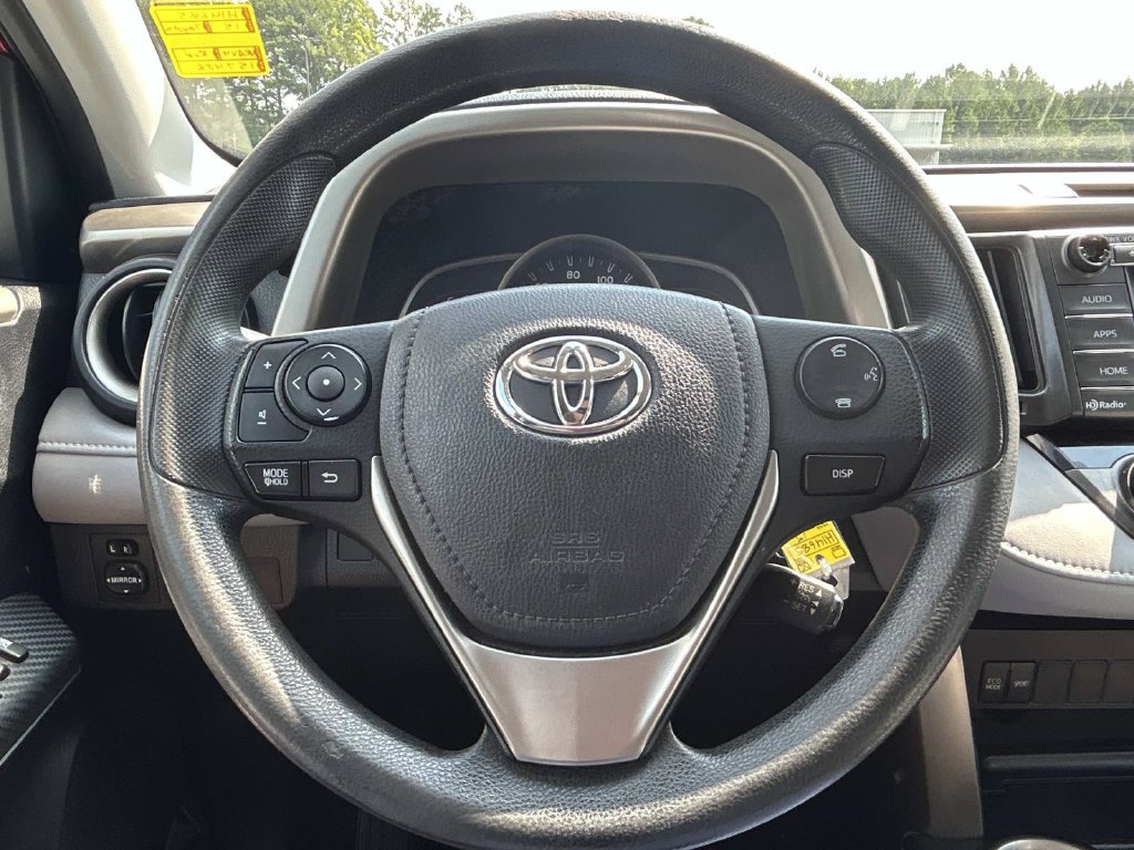 Used 2015 Toyota RAV4 XLE FWD image 22