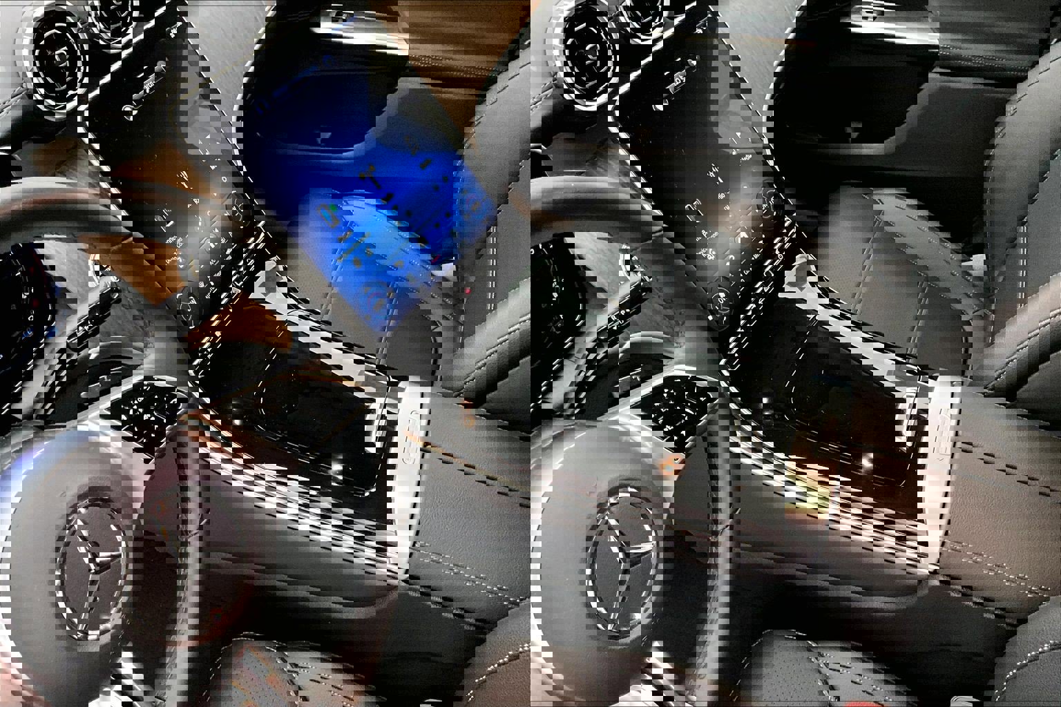 Certified 2023 Mercedes-Benz GLC 300 image 14