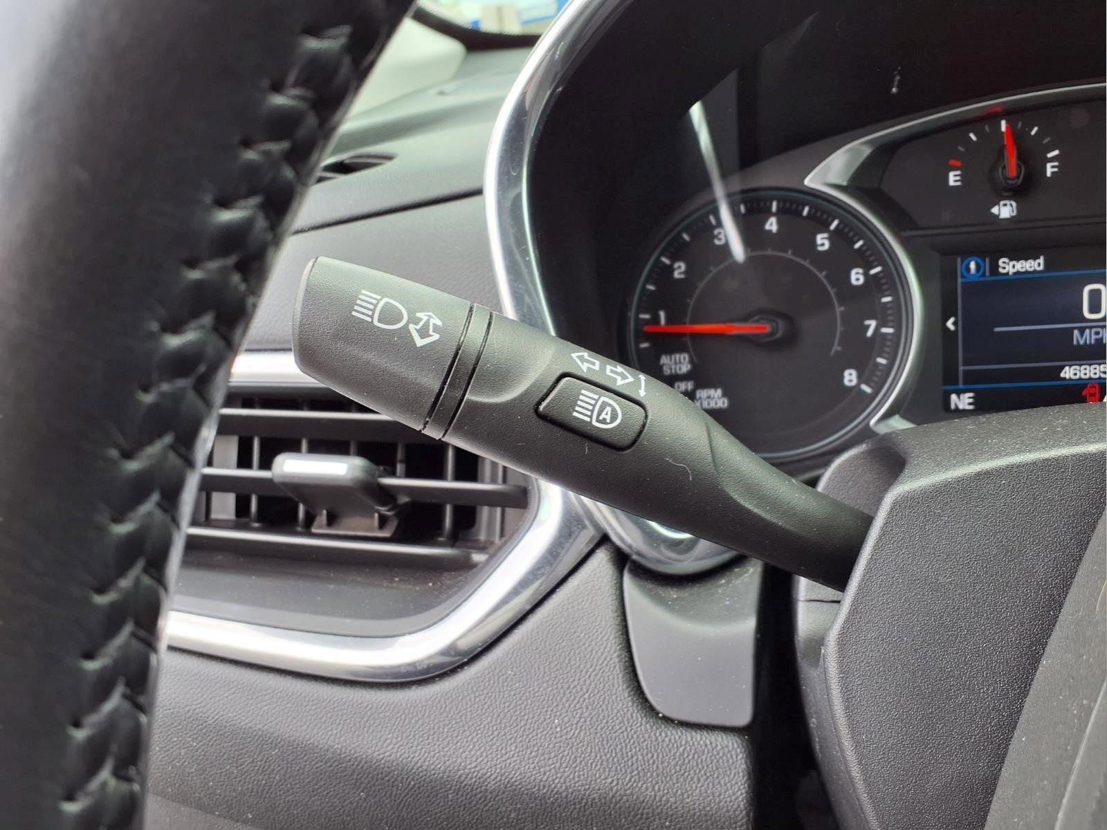 Used 2021 Chevrolet Equinox LT AWD/4WD image 17