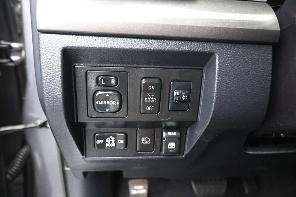 Used 2019 Toyota Tundra SR5 w/ SR5 Upgrade Package RWD image 25