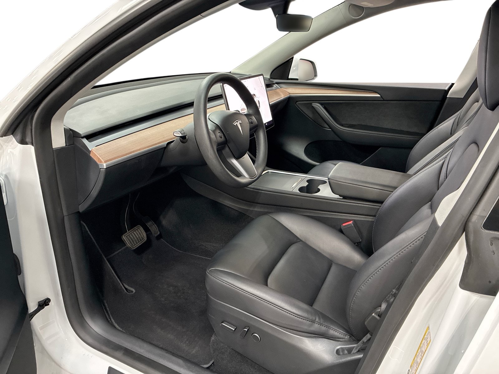 Certified 2023 Tesla Model Y Long Range AWD/4WD image 9