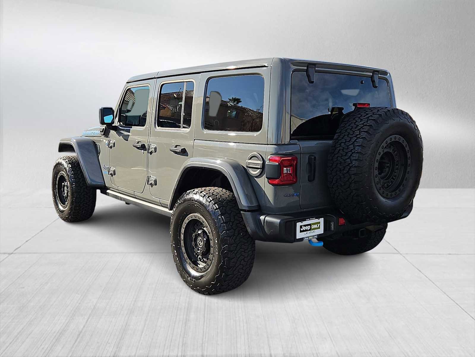 Used 2023 Jeep Wrangler Unlimited Rubicon 4xe w/ Cold Weather Group image 6