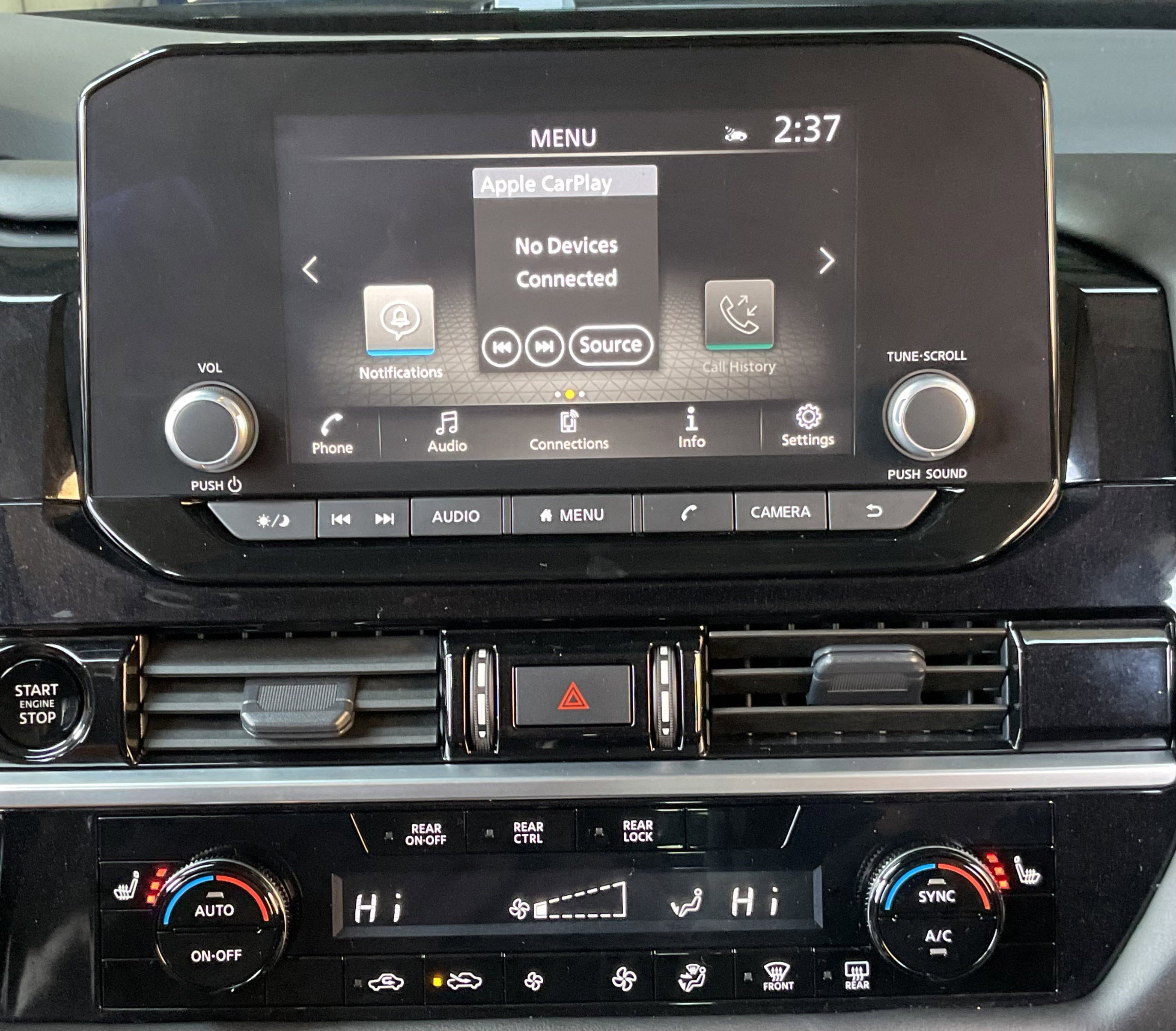 Used 2025 Nissan Pathfinder SV AWD/4WD image 16