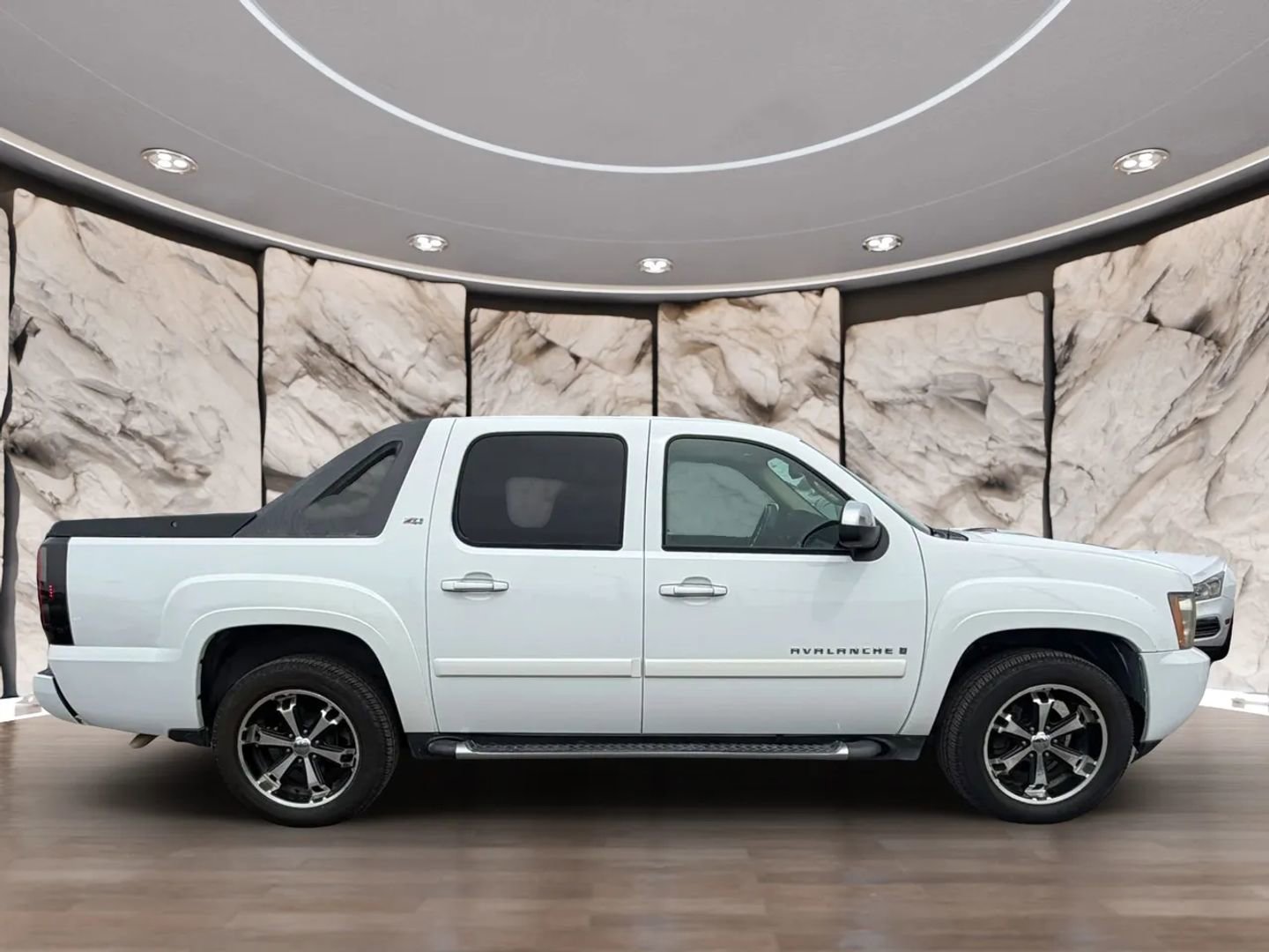 Used 2007 Chevrolet Avalanche LT w/ LT Preferred Equipment Group AWD/4WD image 4