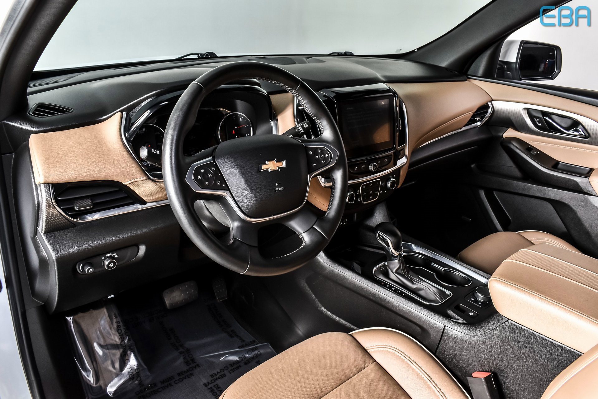 Used 2023 Chevrolet Traverse Premier image 17