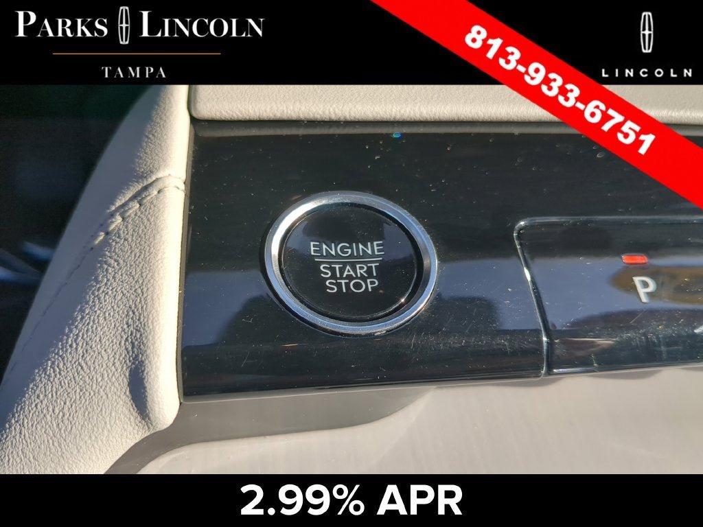 Certified 2025 Lincoln Navigator Reserve AWD/4WD image 32