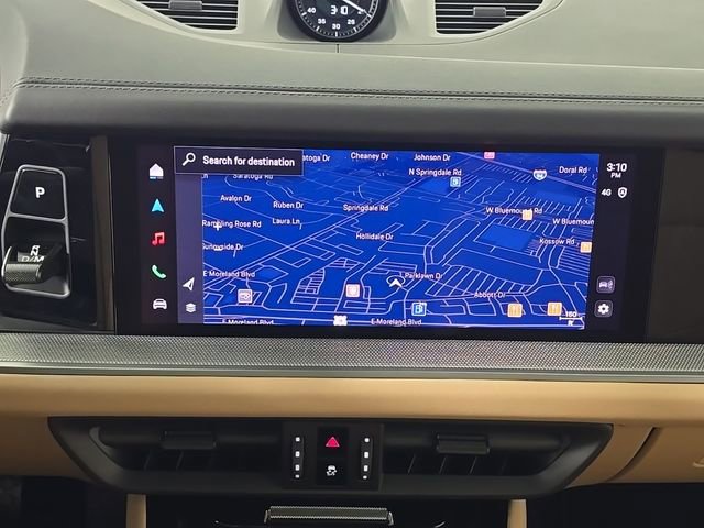 Certified 2023 Porsche Cayenne Platinum Edition image 7