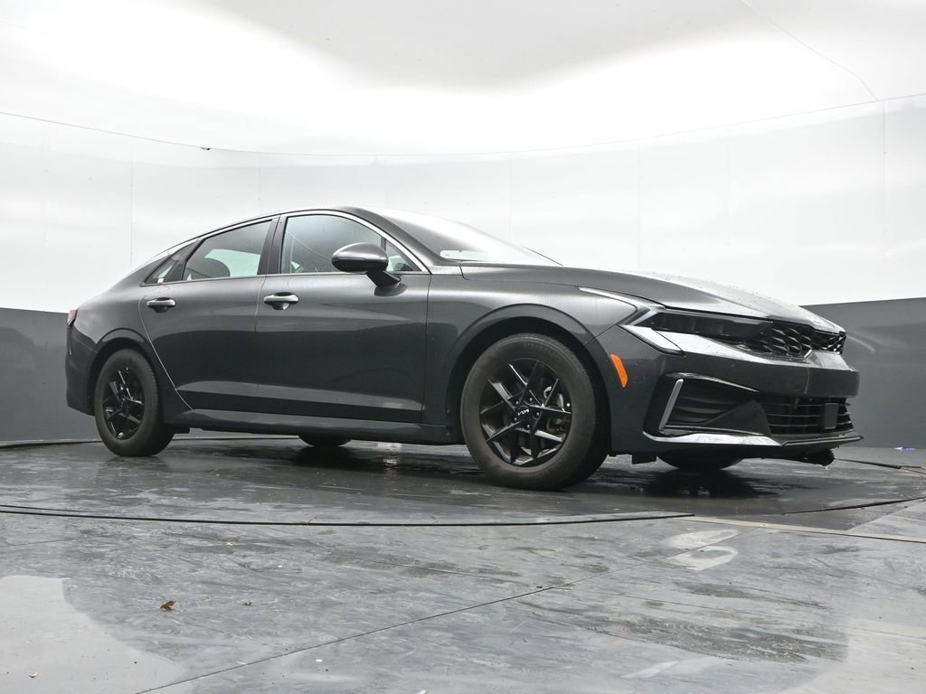 Used 2025 Kia K5 LXS FWD image 45