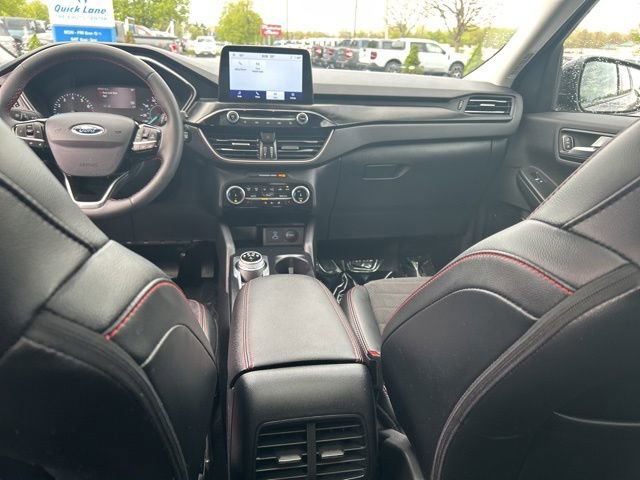 Used 2022 Ford Escape SEL w/ SEL Stealth AWD Package image 13
