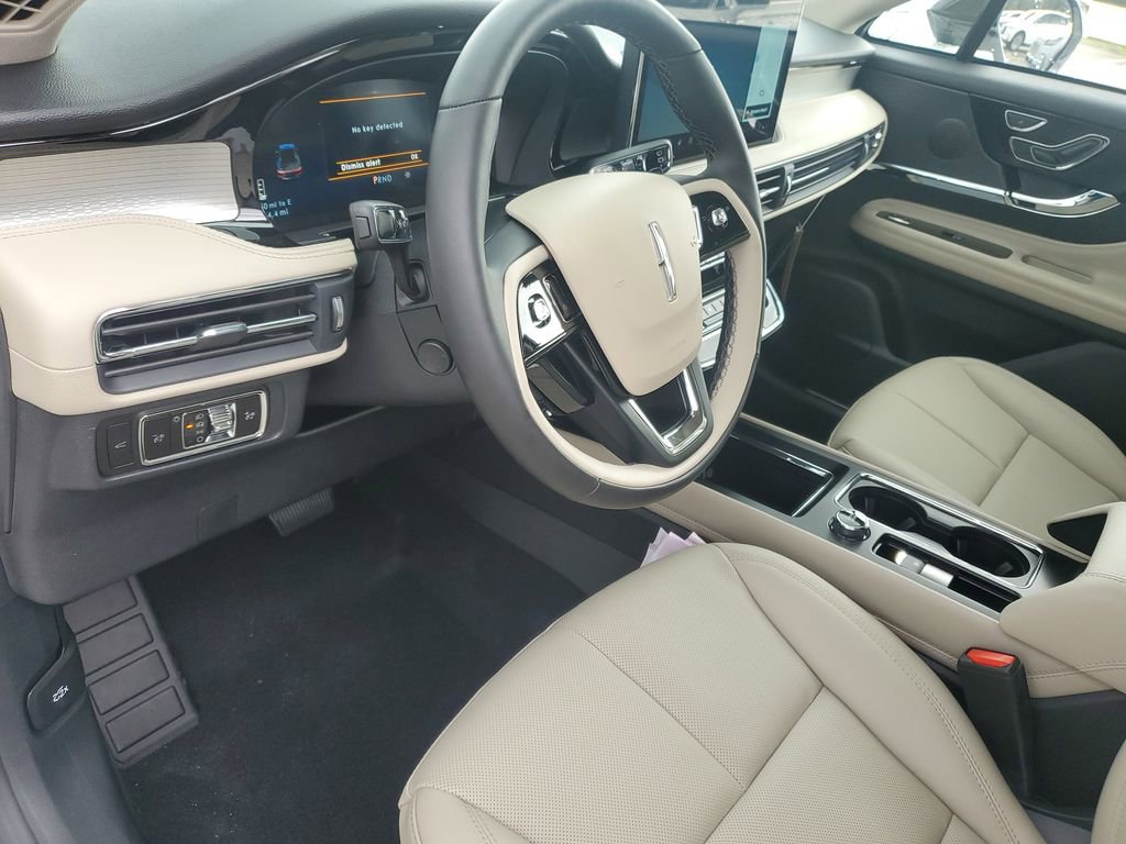 New 2026 Lincoln Corsair Premiere FWD image 20