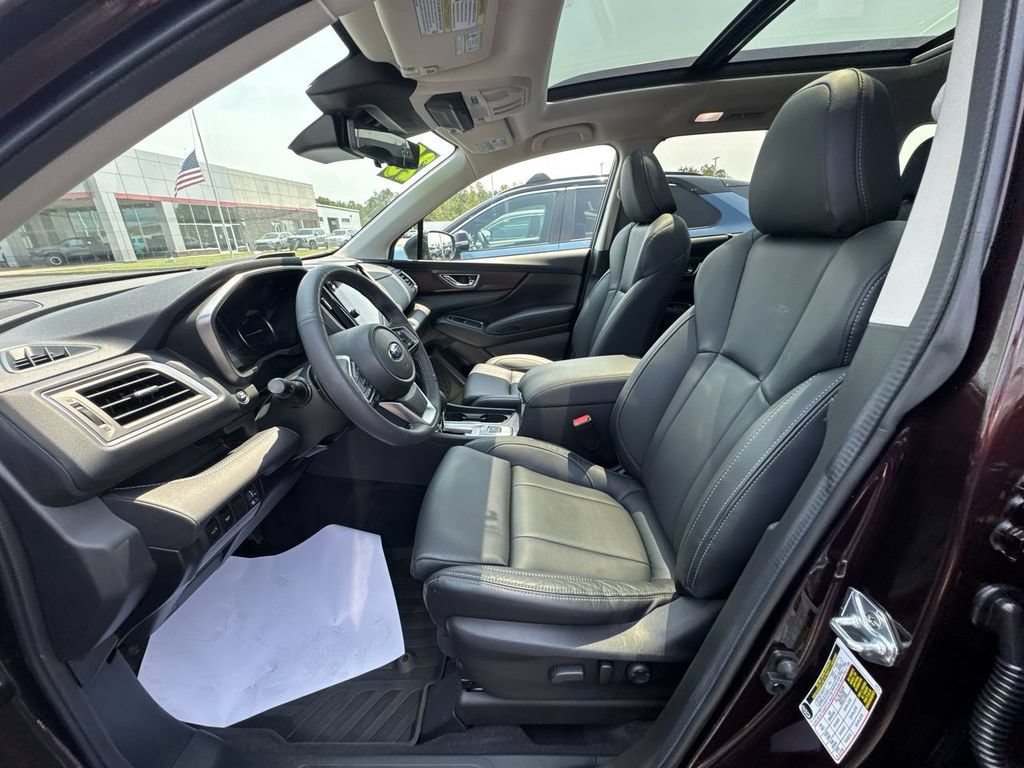 Used 2025 Subaru Ascent Touring w/ Popular Package #1 AWD/4WD image 17