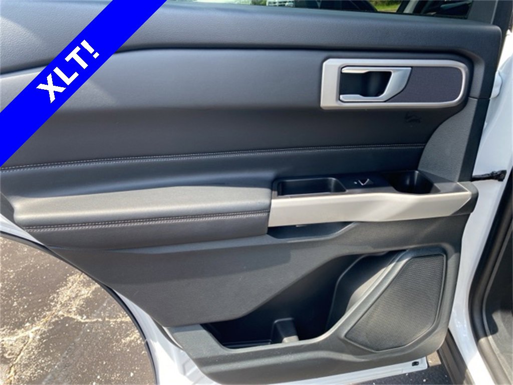 Used 2024 Ford Explorer XLT w/ Equipment Group 202A image 25