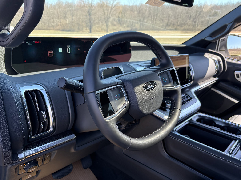 New 2026 Ford Expedition Platinum image 31