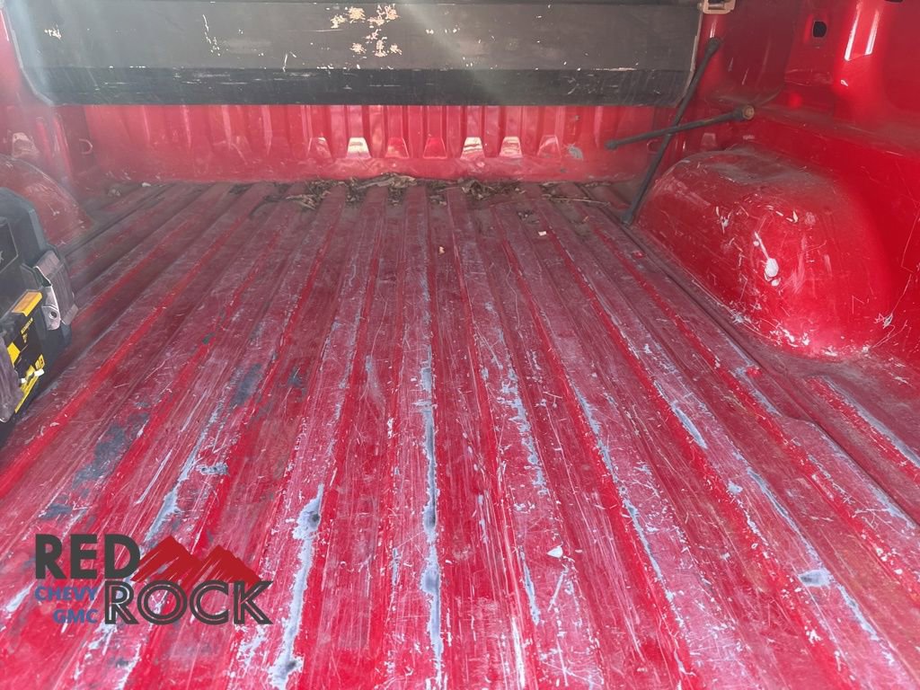 Used 2017 Chevrolet Silverado 1500 LT w/ All Star Edition AWD/4WD image 5