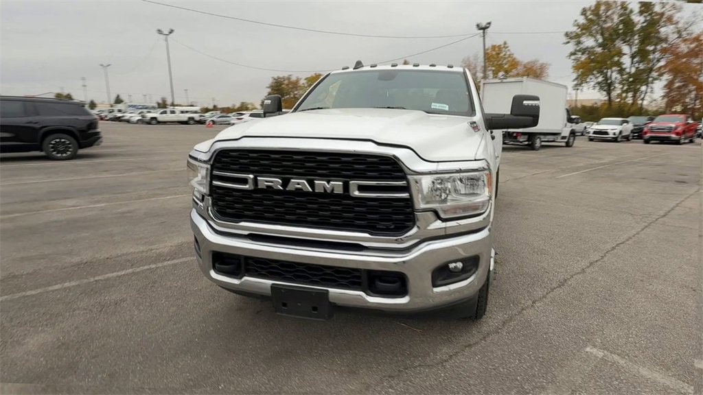 Used 2024 RAM 3500 Big Horn image 3