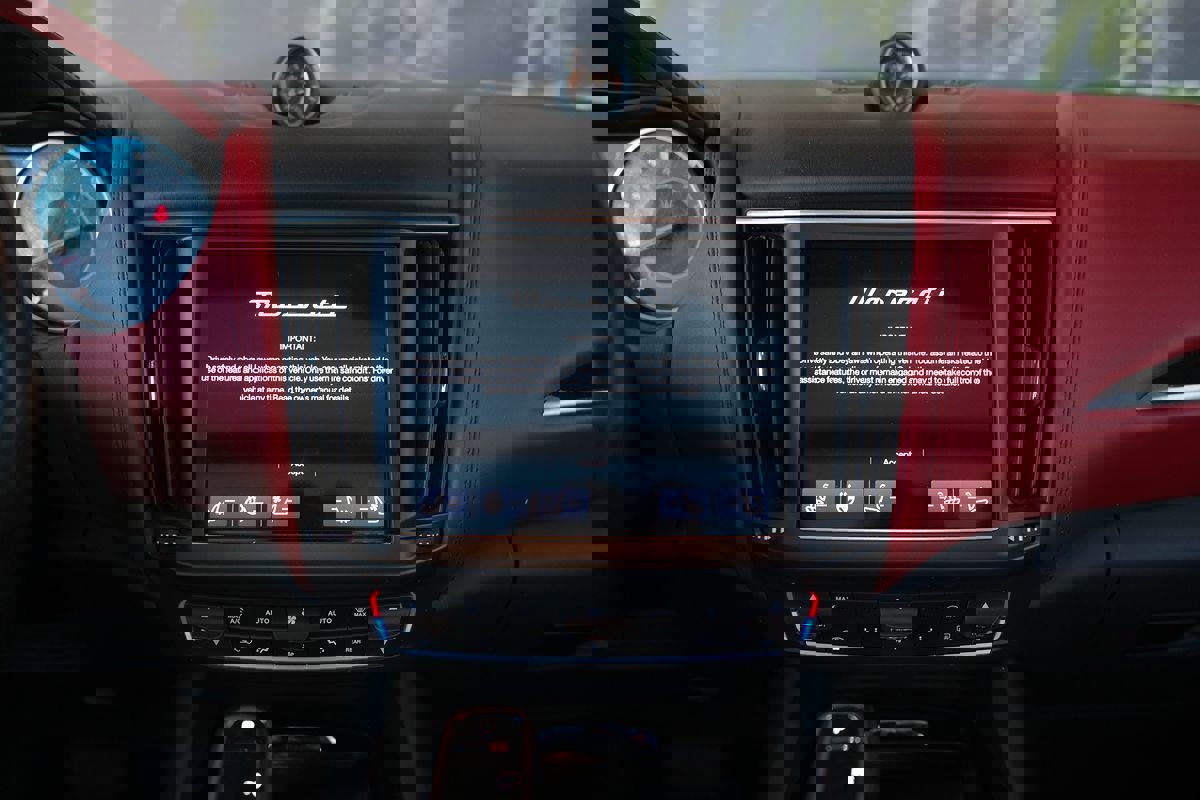 Used 2022 Maserati Levante Modena image 21