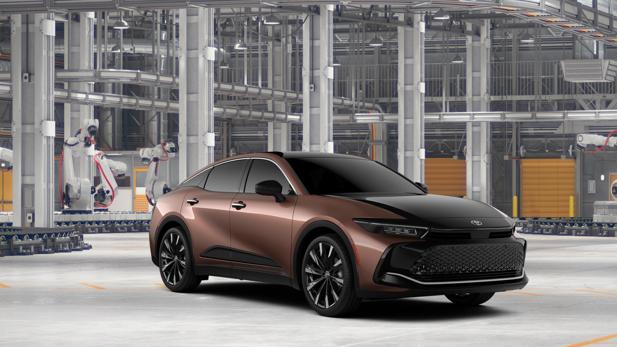 New 2026 Toyota Crown Platinum AWD/4WD image 15
