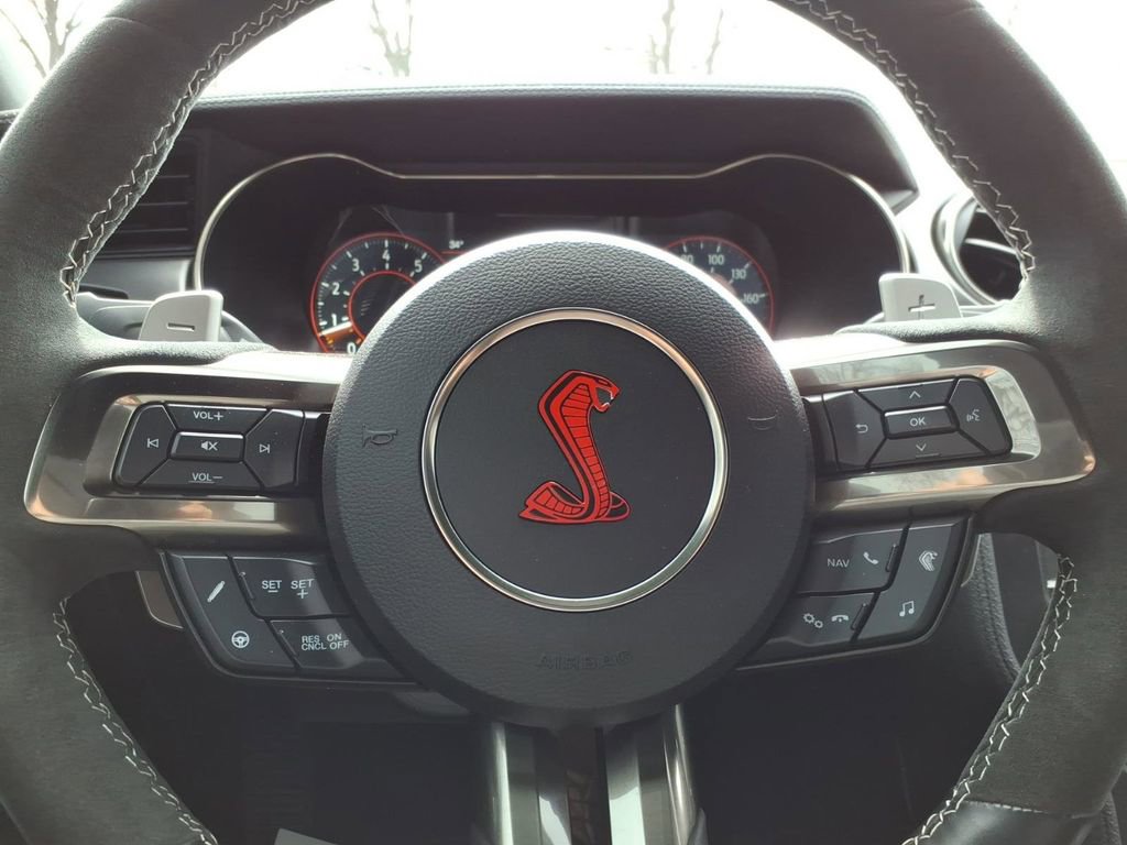 Used 2021 Ford Mustang Shelby GT500 w/ Technology Package RWD image 19