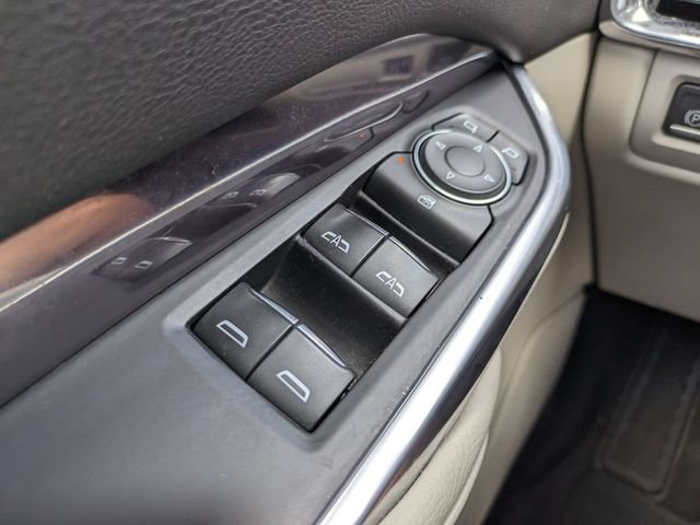 Used 2021 Cadillac XT4 Luxury w/ Cold Weather Package AWD/4WD image 23