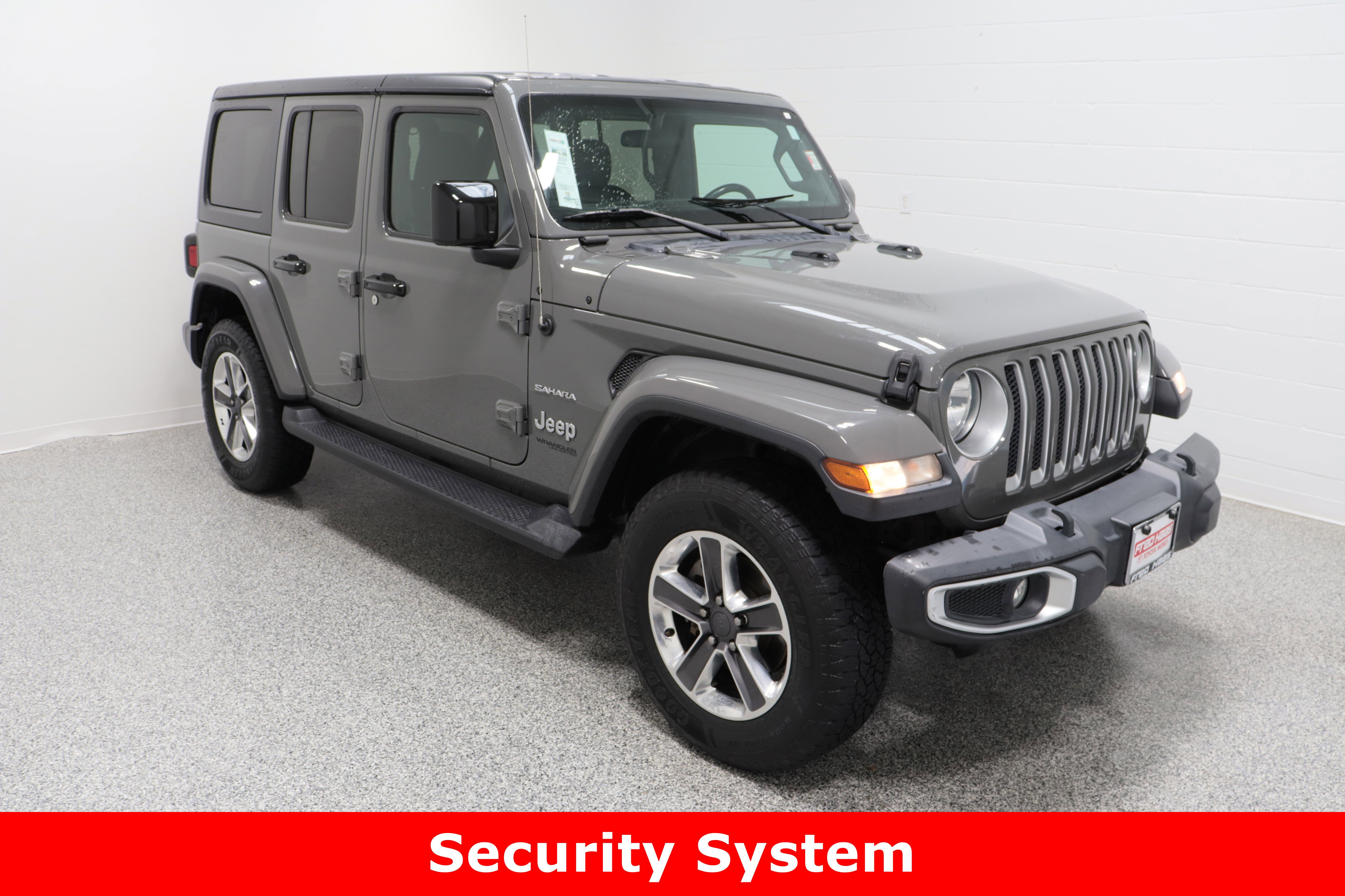 Used 2021 Jeep Wrangler Unlimited Sahara image 4