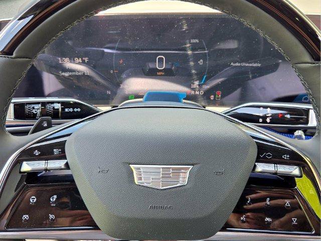 New 2027 Cadillac Optiq Luxury AWD/4WD image 32