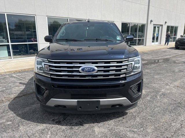 Used 2021 Ford Expedition XLT image 2