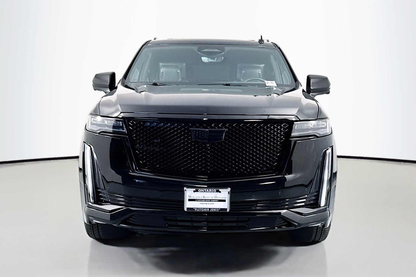 Used 2024 Cadillac Escalade Sport Platinum image 2