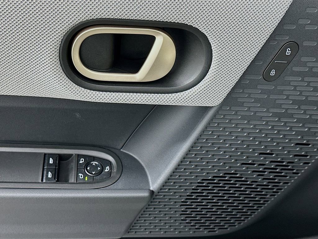 Certified 2025 MINI Cooper S image 19