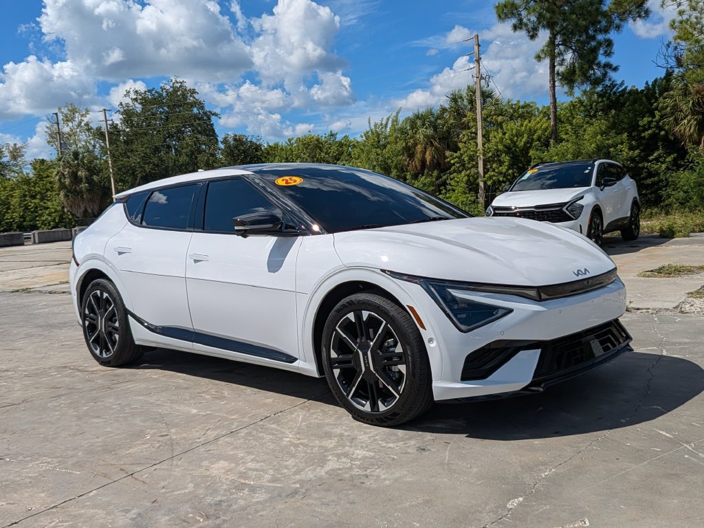 Certified 2025 Kia EV6 GT-Line AWD/4WD image 2