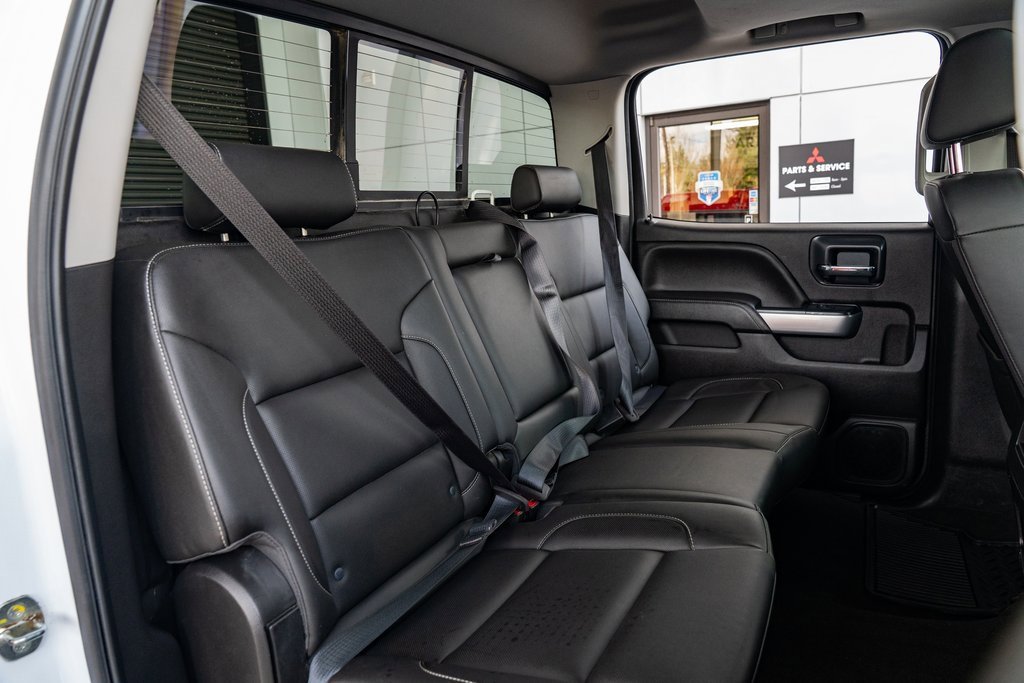 Used 2018 Chevrolet Silverado 2500 LTZ image 24