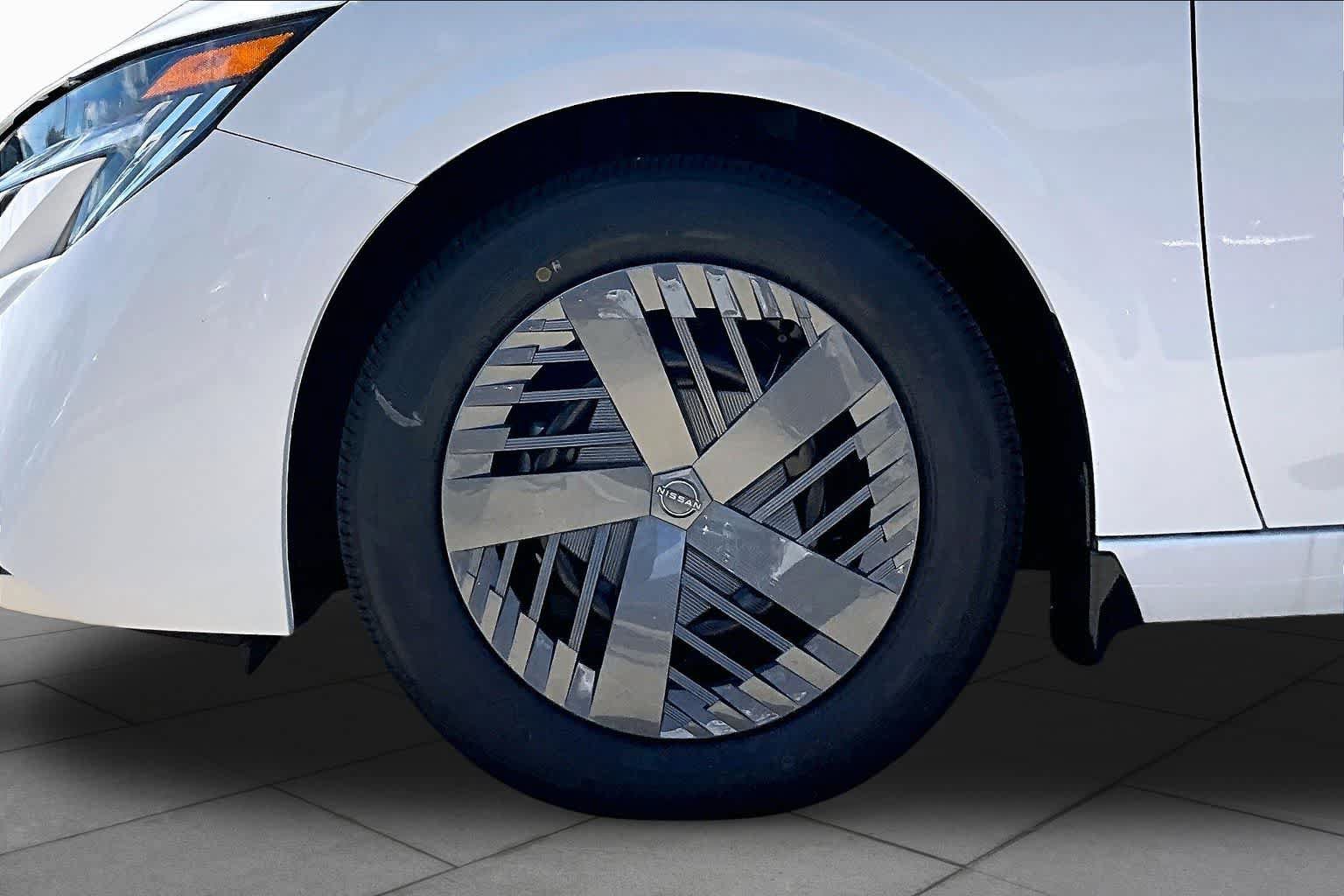 New 2027 Nissan Sentra S w/ Floor Mat Package FWD image 9