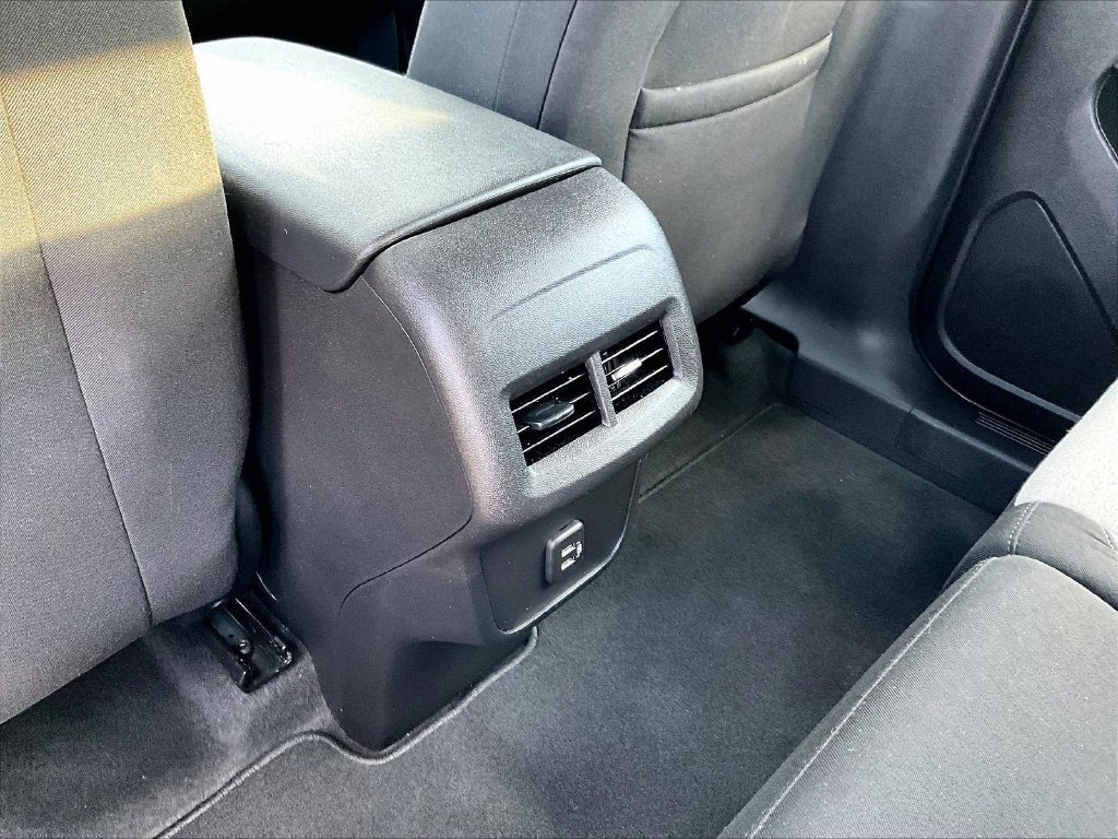 Used 2024 Chevrolet Equinox LS AWD/4WD image 26