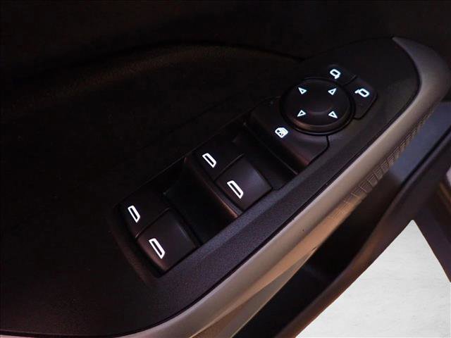 Used 2024 Chevrolet Trax LS w/ LS Convenience Package image 12